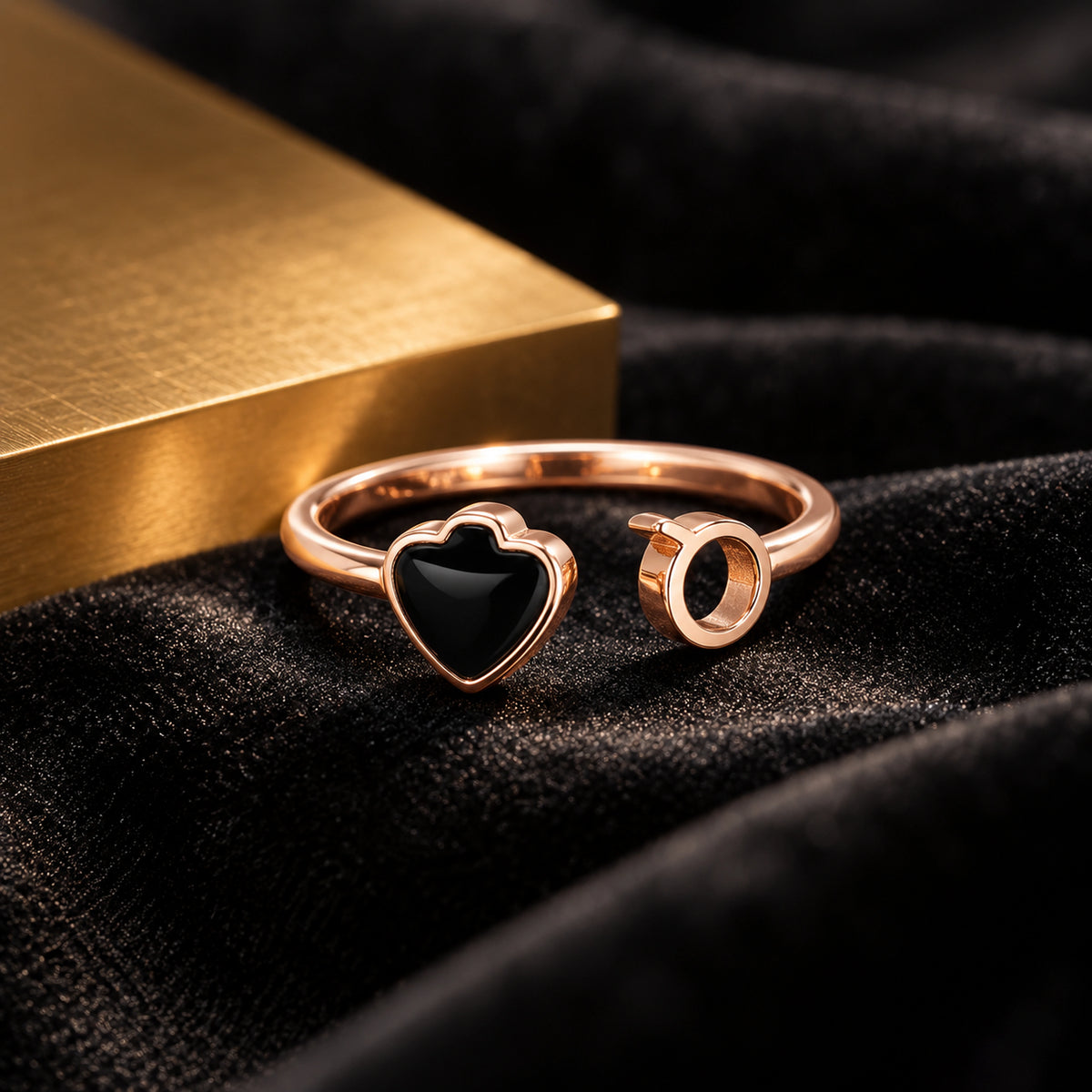 925 Rose gold ring with black enamel