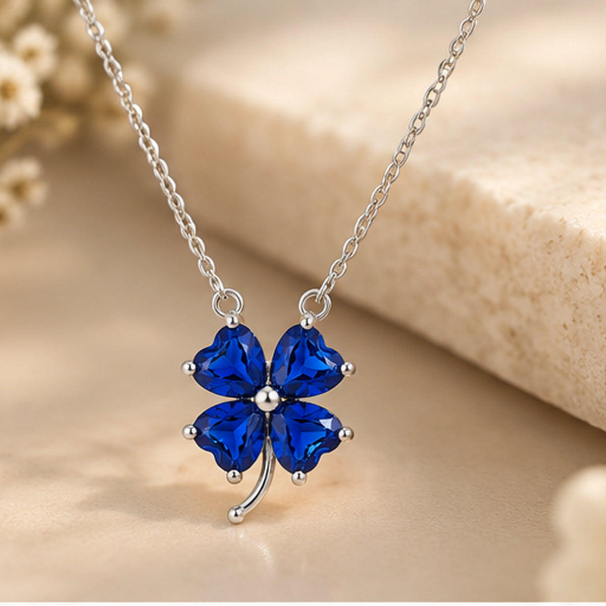 925 Sterling Silver Heart Clover Necklace