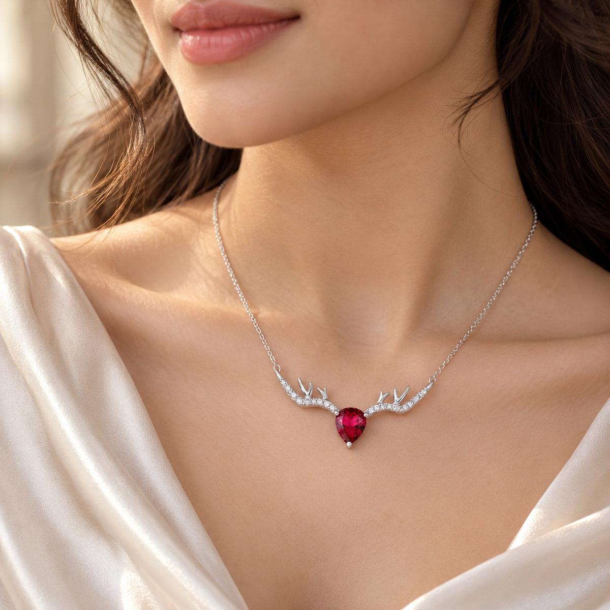 925 Sterling Silver Deer Horn Necklace