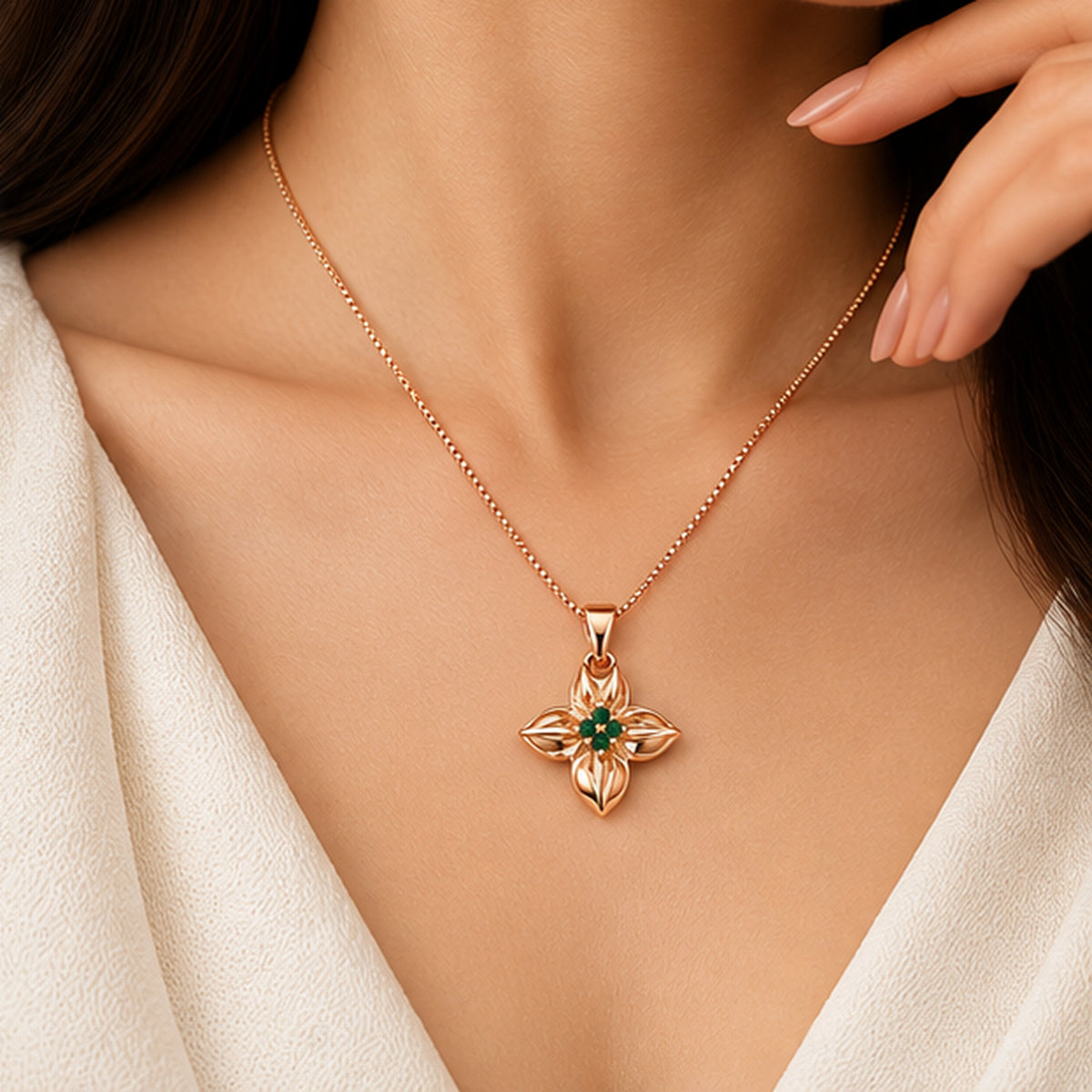 Rose Gold Emerald Clover Pendant Necklace 925 Sterling Silver