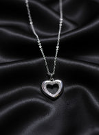 925 Sterling Silver Heartin Necklace