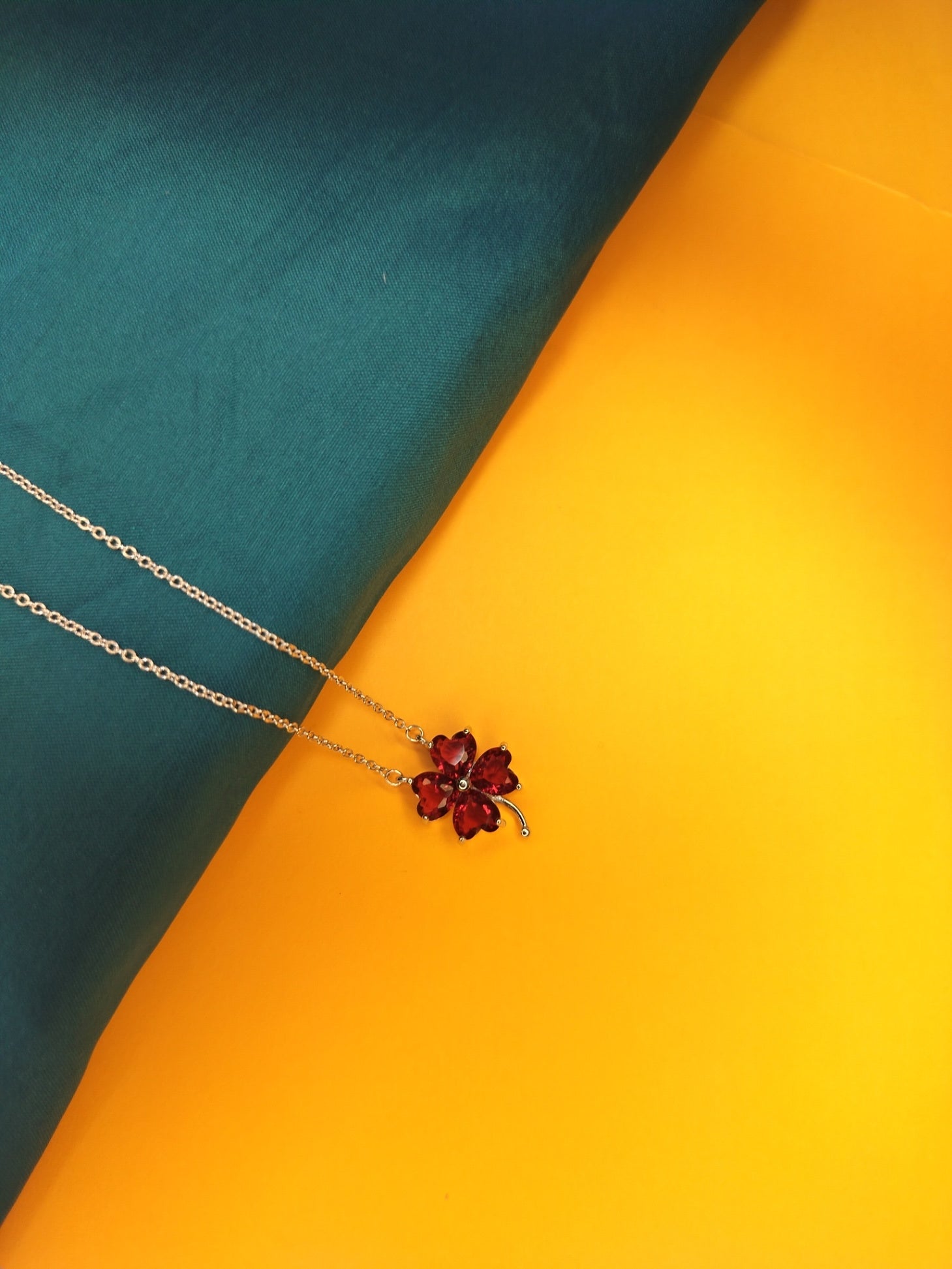 925 Sterling Silver Heart Clover Necklace