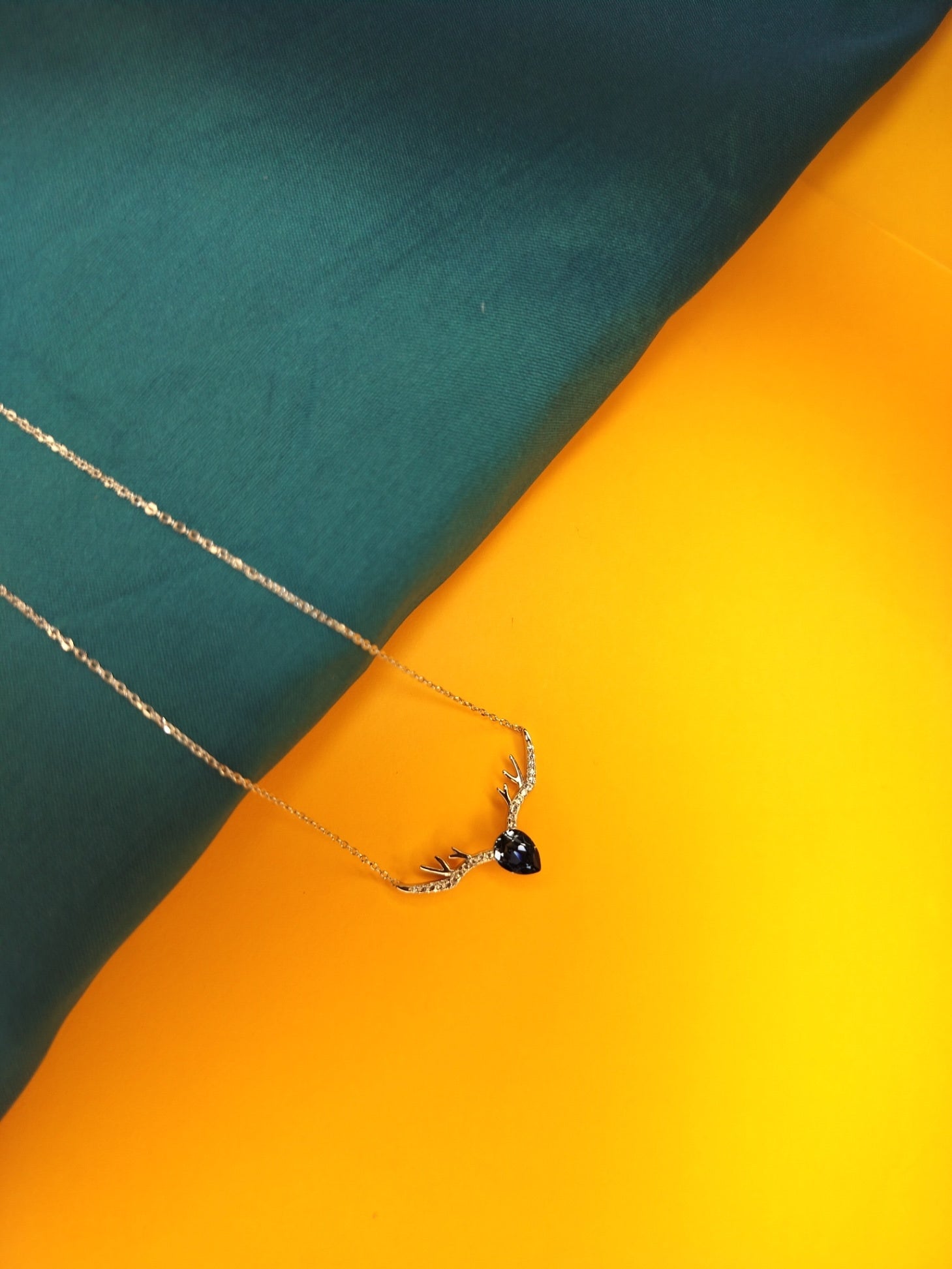 925 Sterling Silver Deer Horn Necklace