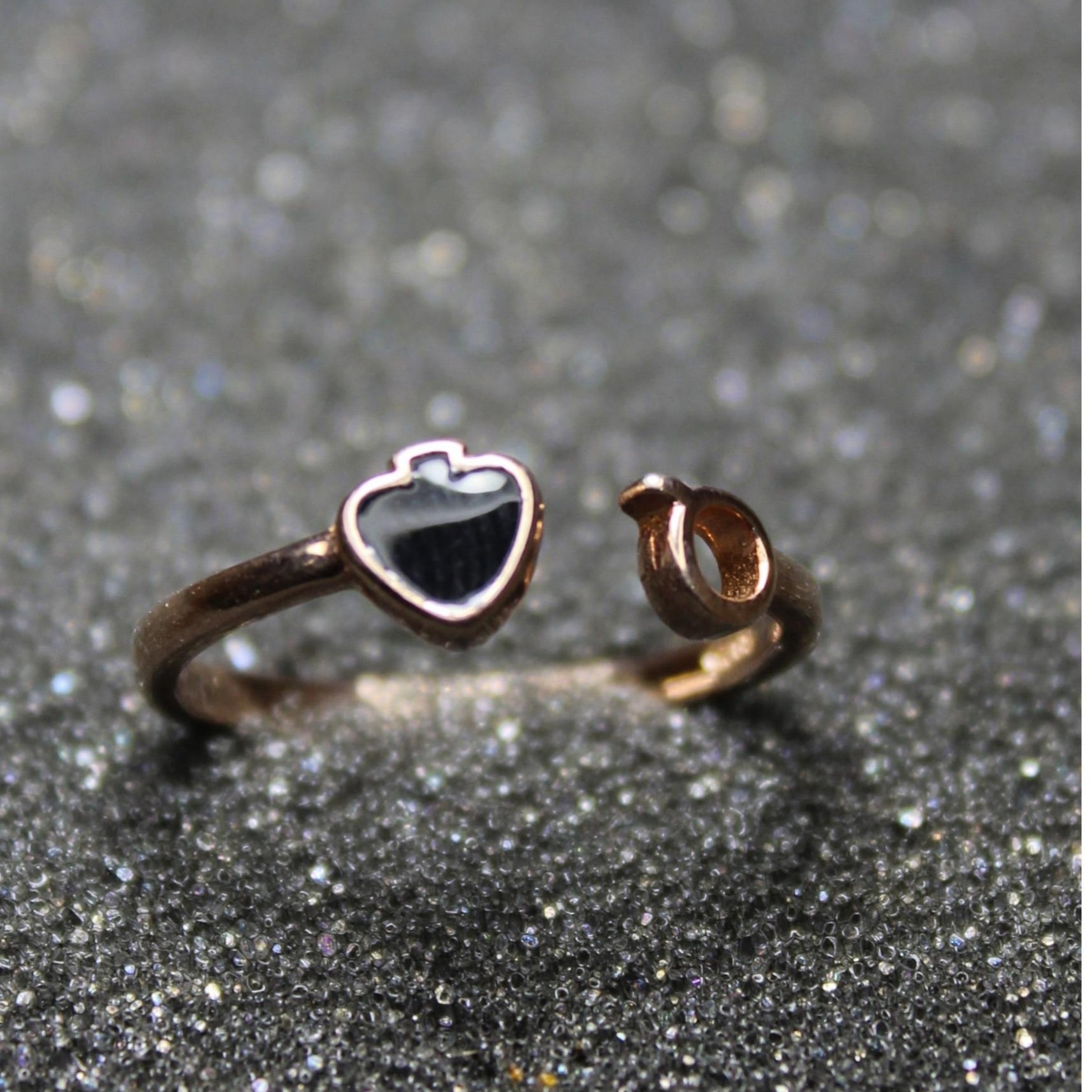 925 Rose gold ring with black enamel