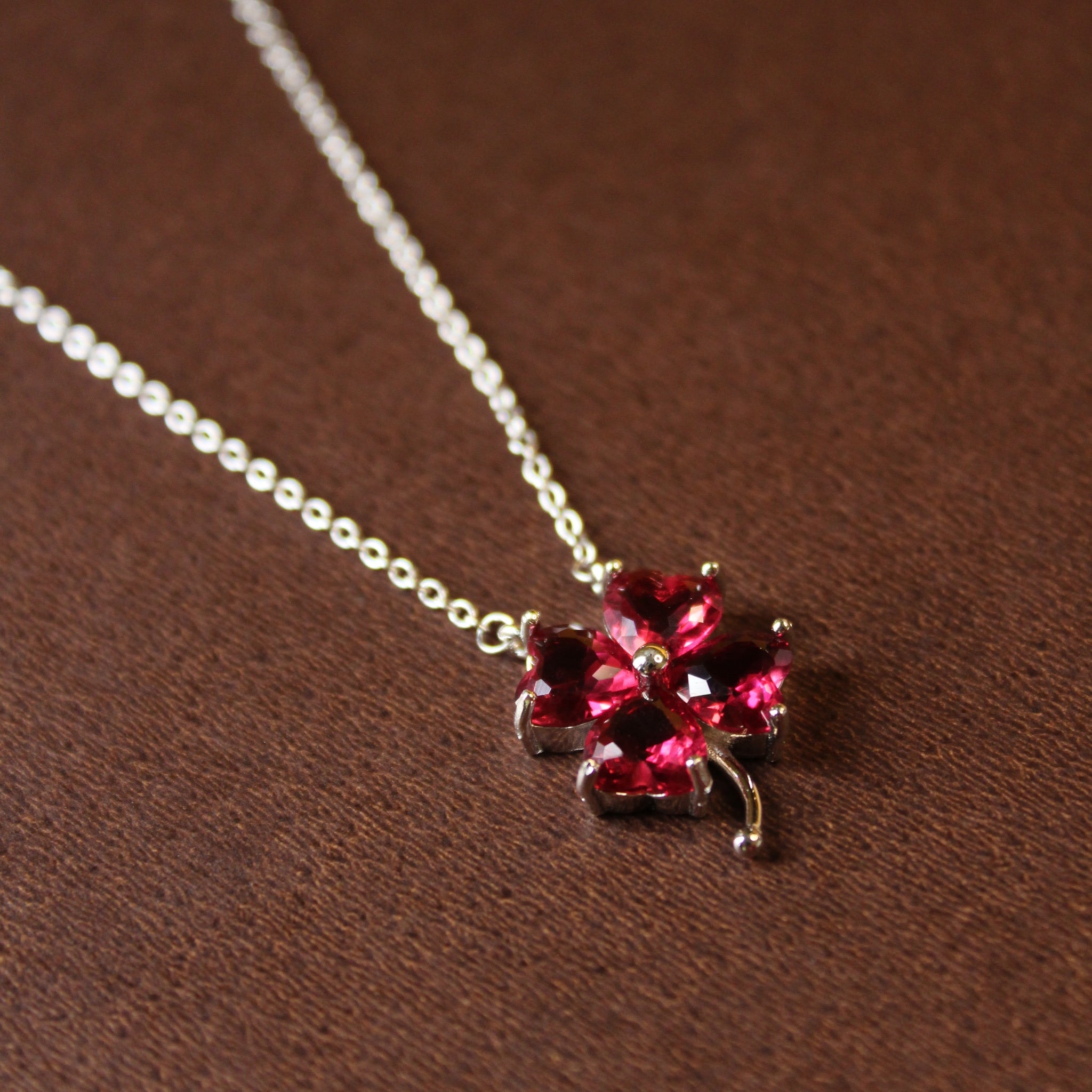 925 Sterling Silver Heart Clover Necklace